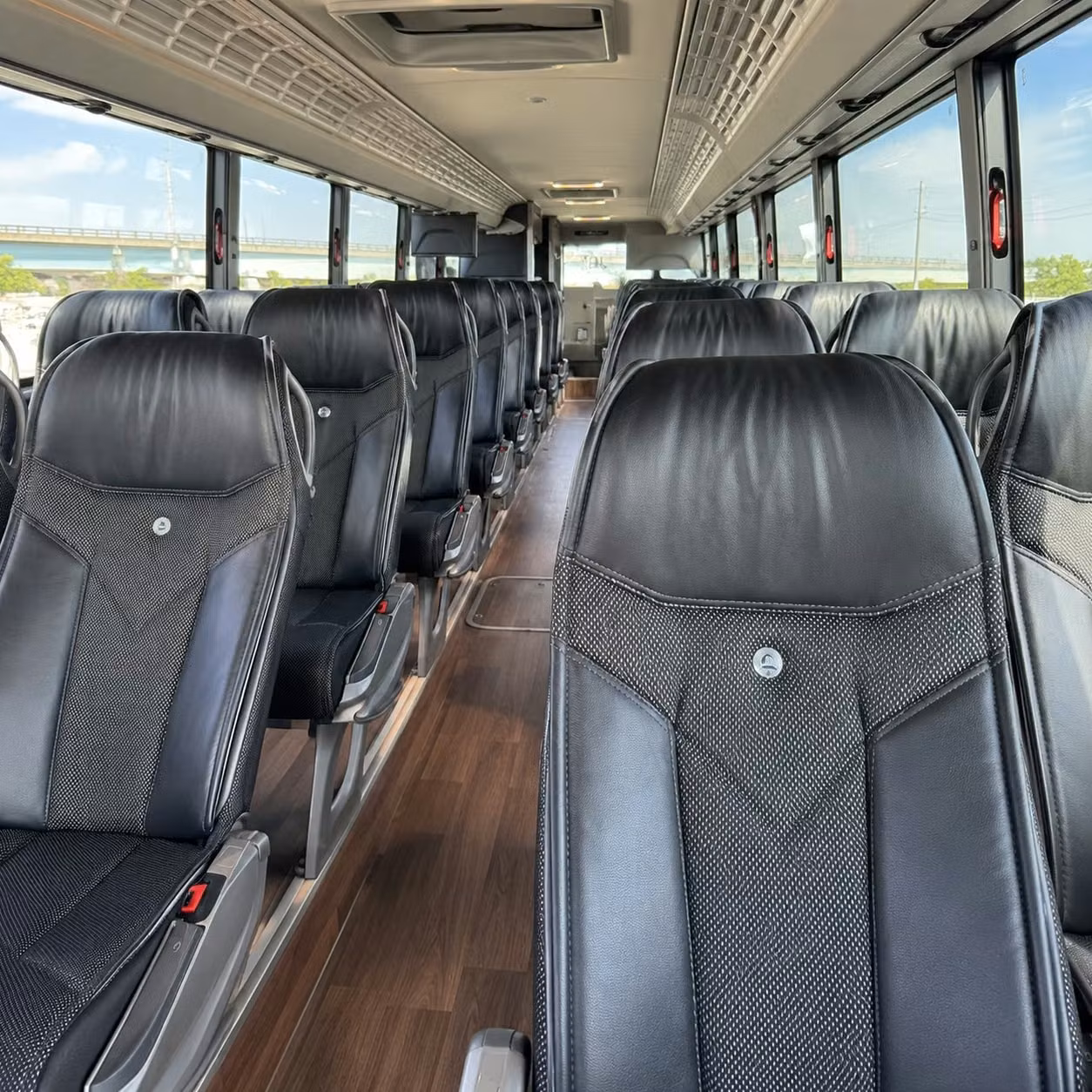 memphis charter bus